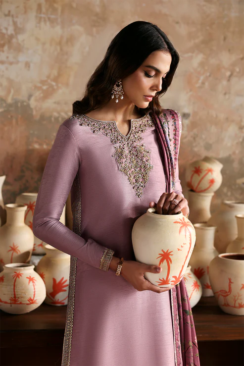 EMAAN ADEEL | Afsana-e-Silk | ZAREEN