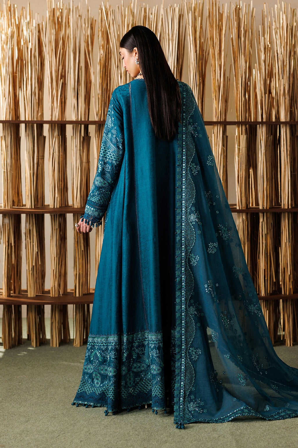 BAROQUE |EMBROIDERED LAWN | EL26-D04