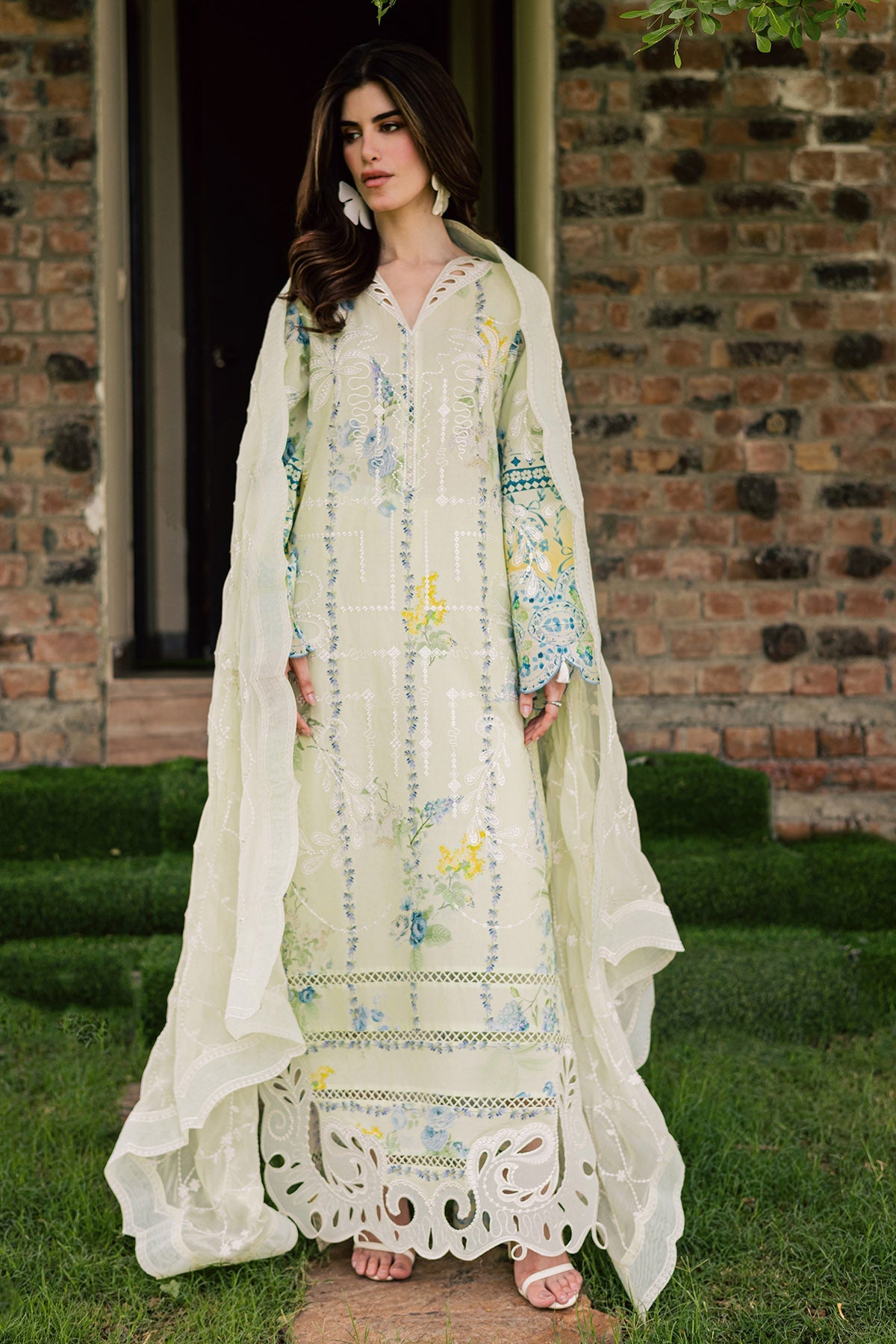 Nureh | Lily May Lawn | NE-259