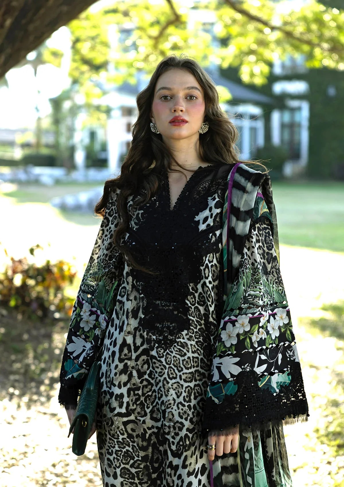 Elaf | Signature Embroidered Printed Lawn | Belladurne
