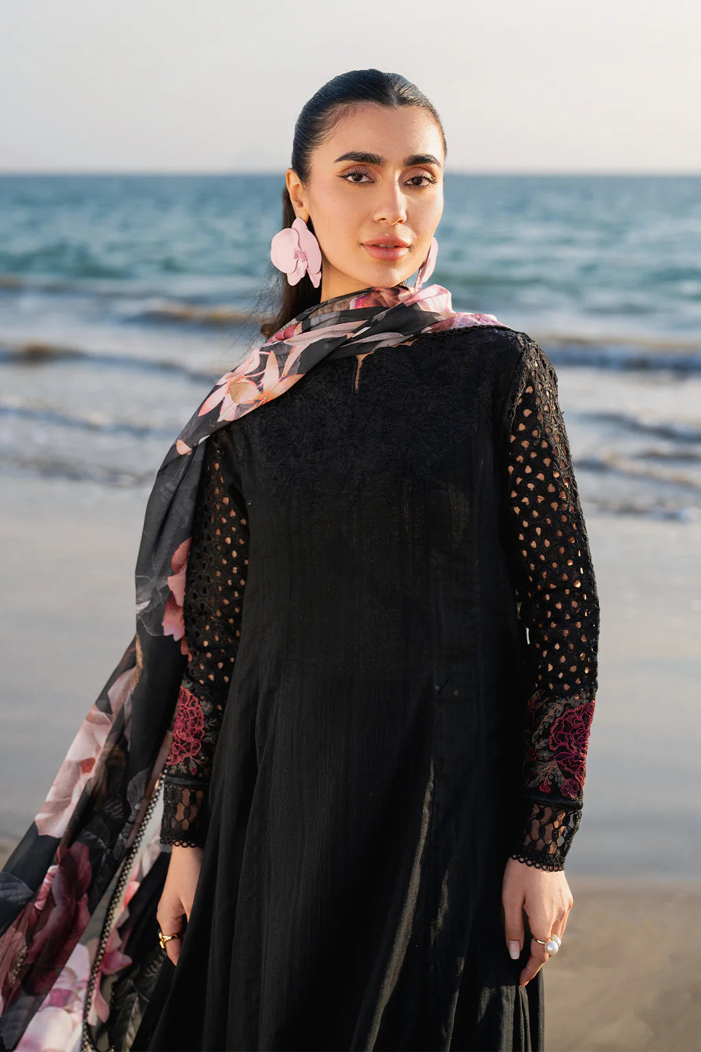 Iznik | Online Exclusive Lawn | UE-377