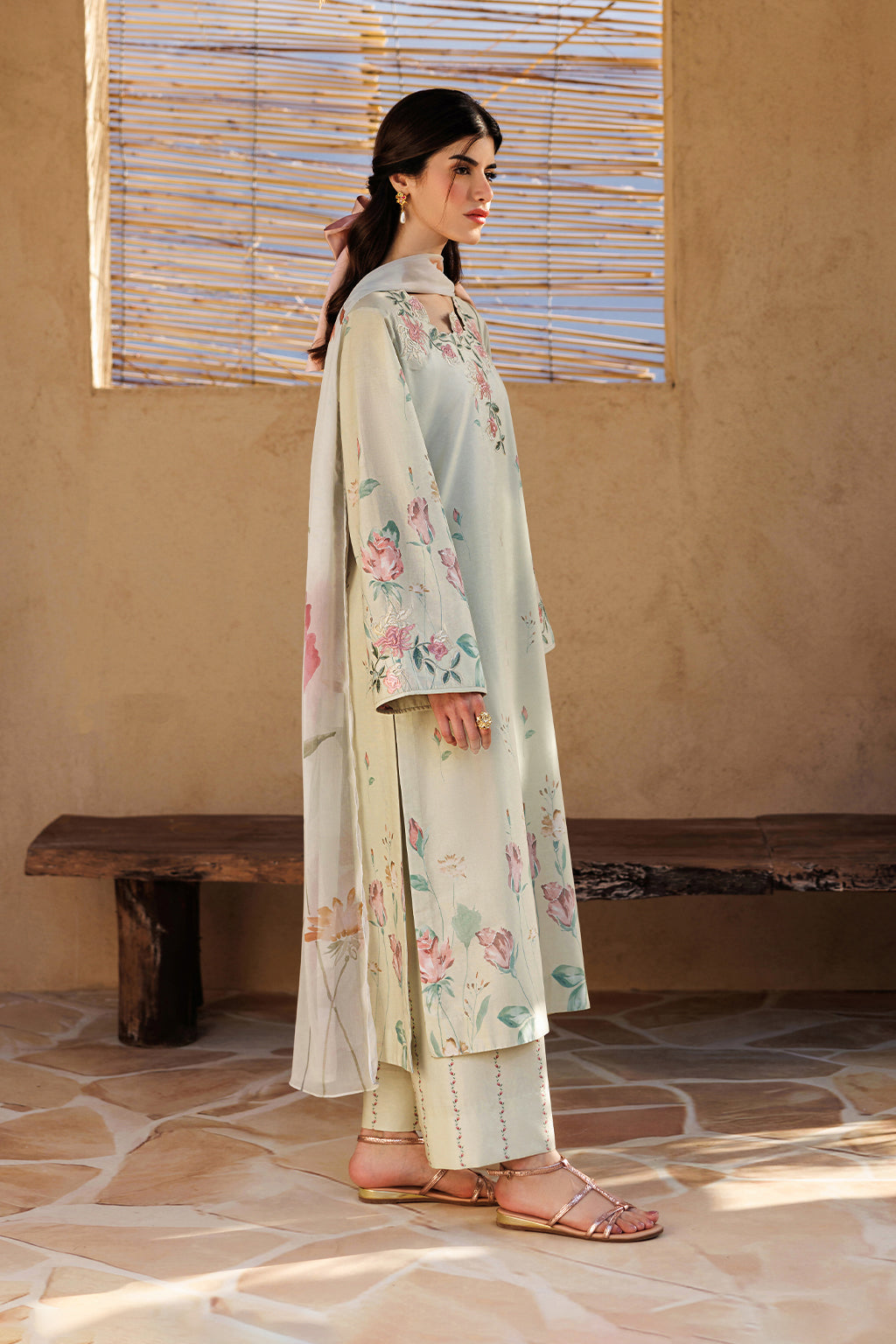 Iznik | Printed Lawn 26 | UE-672