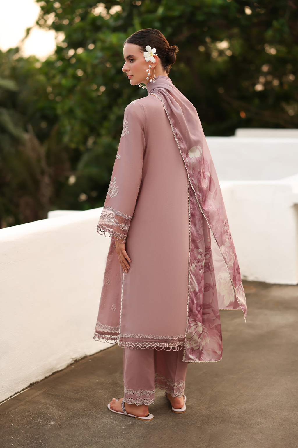 Iznik | Exclusive Printed Lawn | UE-525