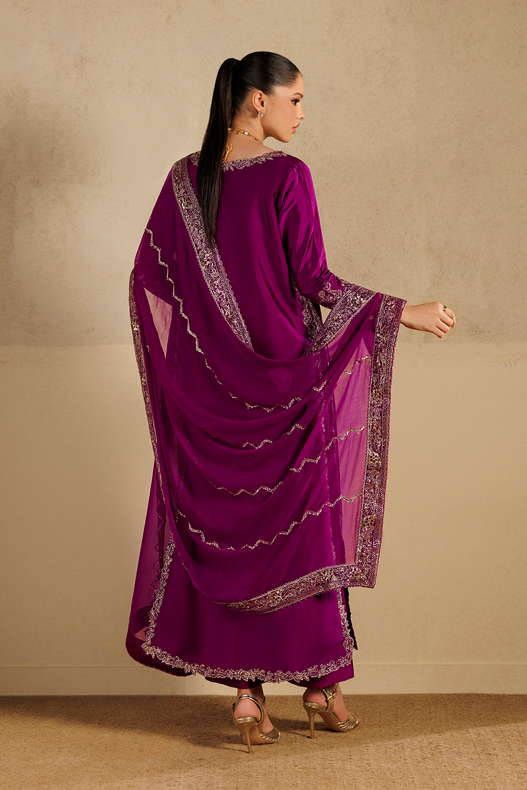 Iznik | Formals 26 Embroidered Sheesha Silk | UE-736