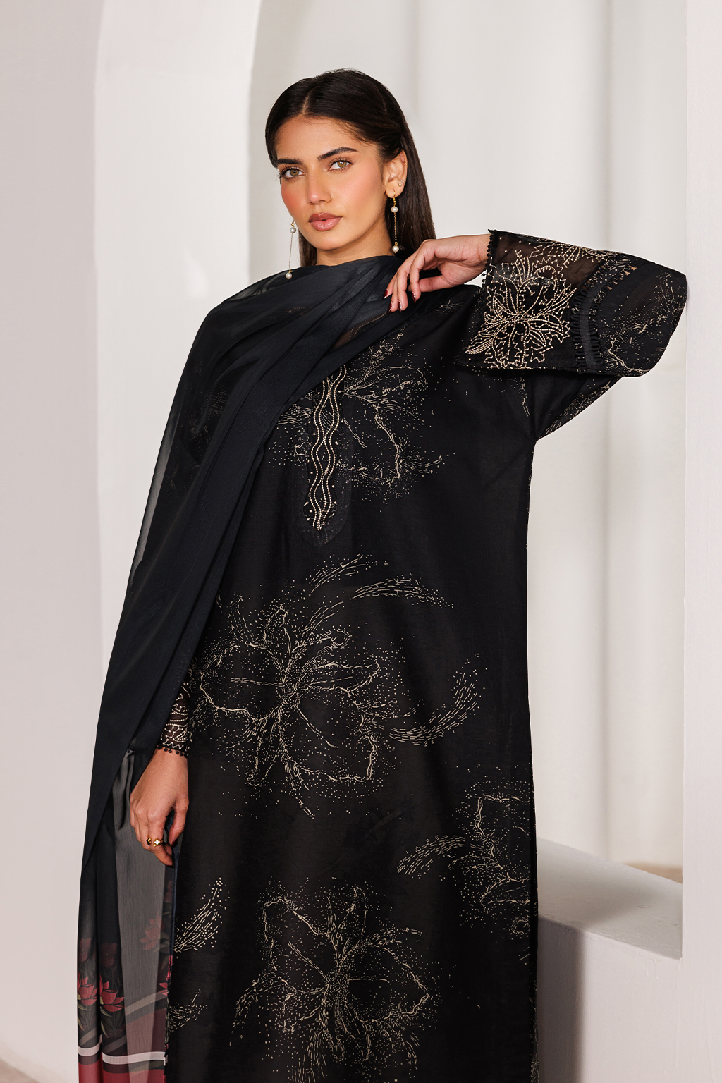 Iznik | Printed Lawn | UE-643