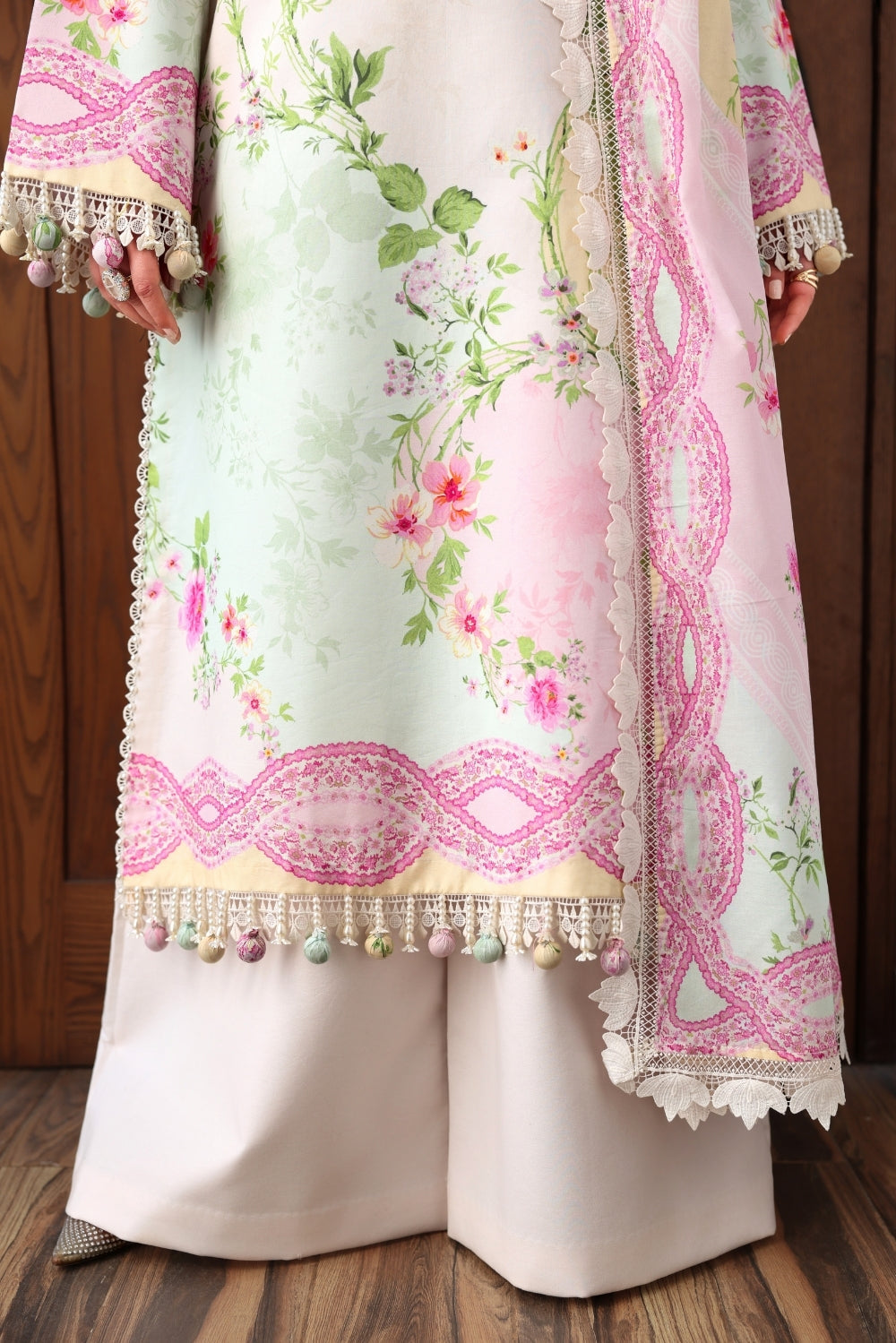 Naqsh | Midnight Meadow Lawn | Petaline