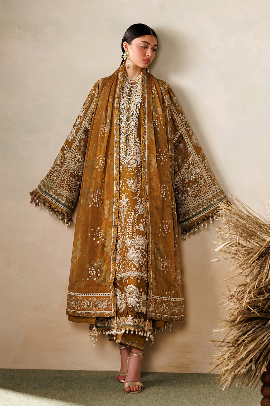 BAROQUE |EMBROIDERED LAWN | EL26-D07