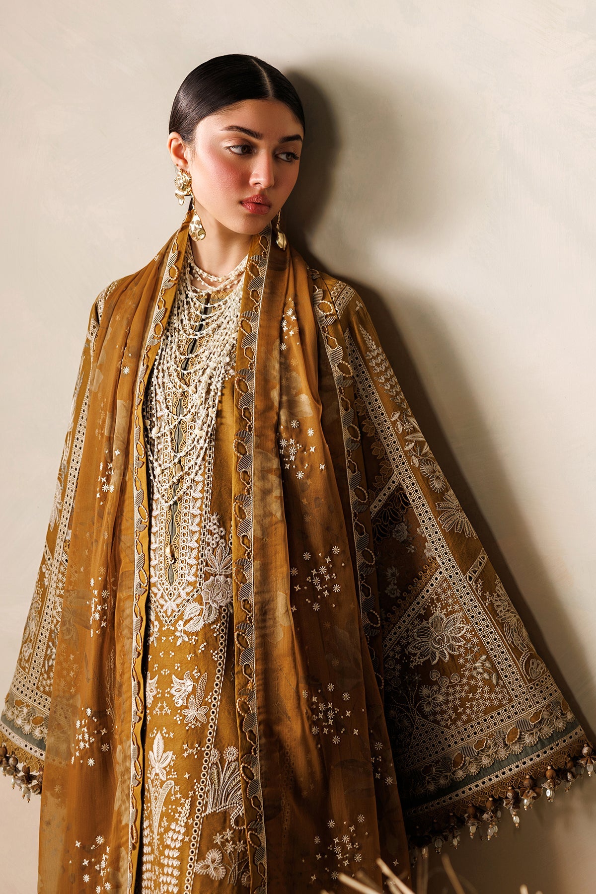 BAROQUE |EMBROIDERED LAWN | EL26-D07