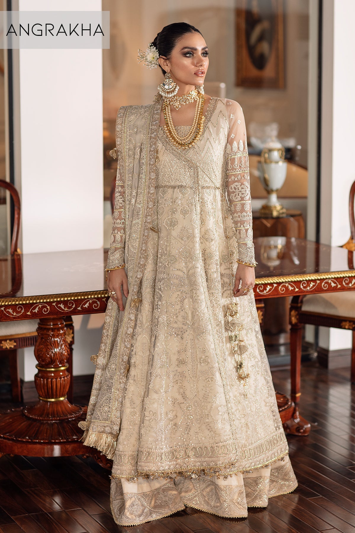 Baroque | EMBROIDERED NET | CH09-05