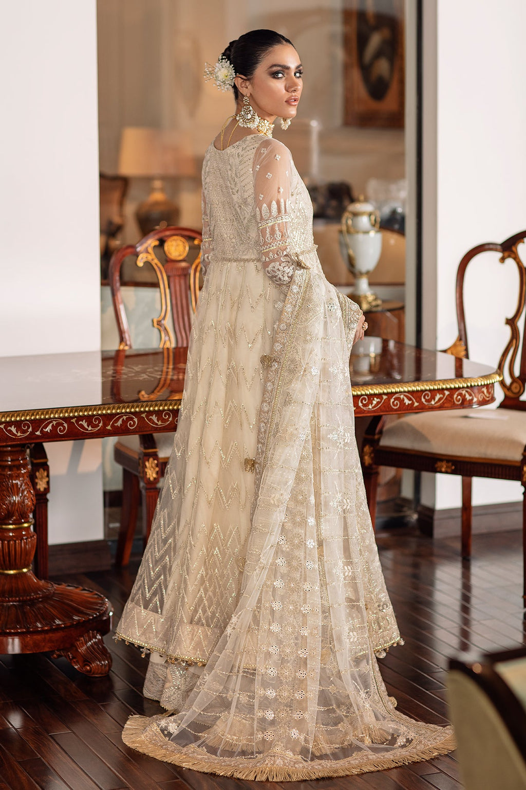 Baroque | EMBROIDERED NET | CH09-05