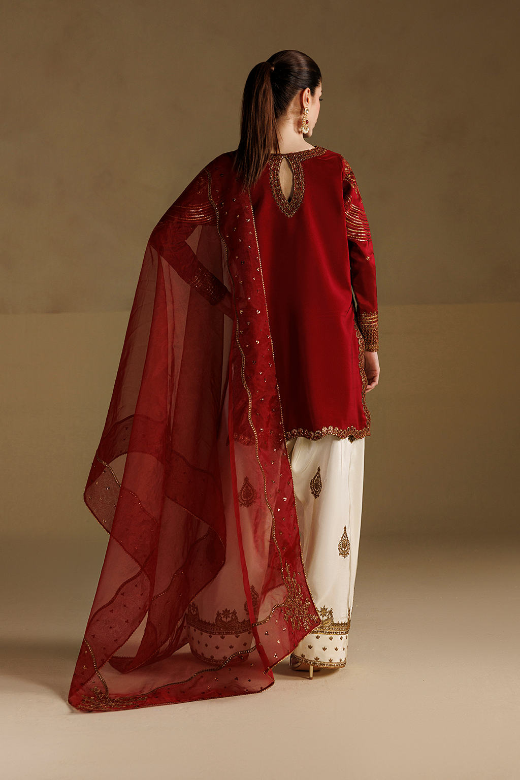 Iznik | Formals 26 Embroidered Ramen Silk | UE-734