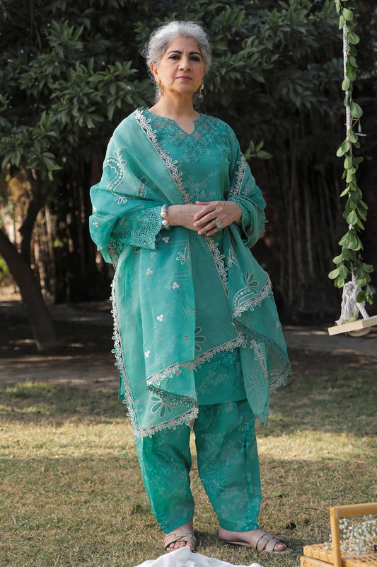 Baroque | Online exclusive lawn | UF-323