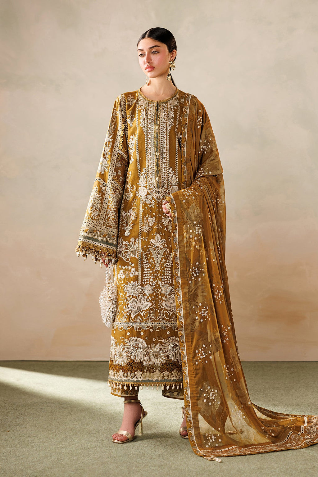 BAROQUE |EMBROIDERED LAWN | EL26-D07