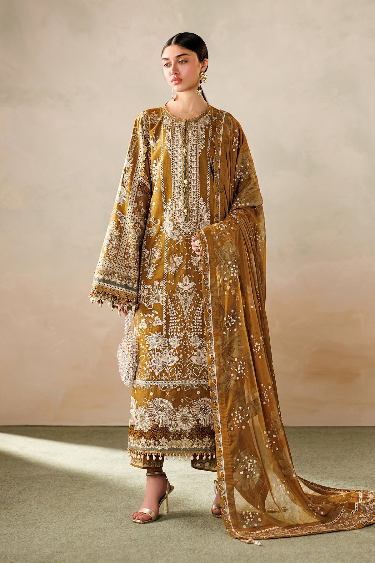 BAROQUE |EMBROIDERED LAWN | EL26-D07