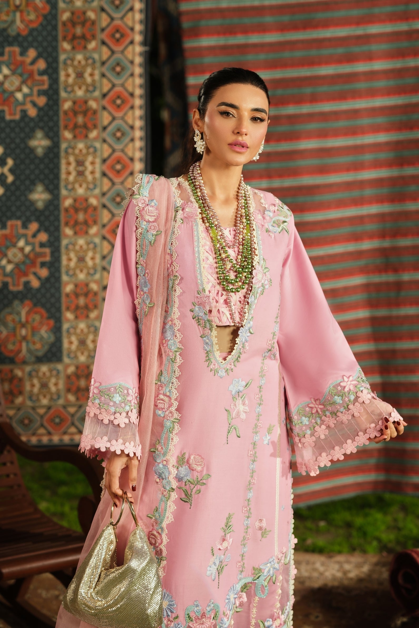 Maryam Hussain | Luxury Lawn '26 | Aesaar