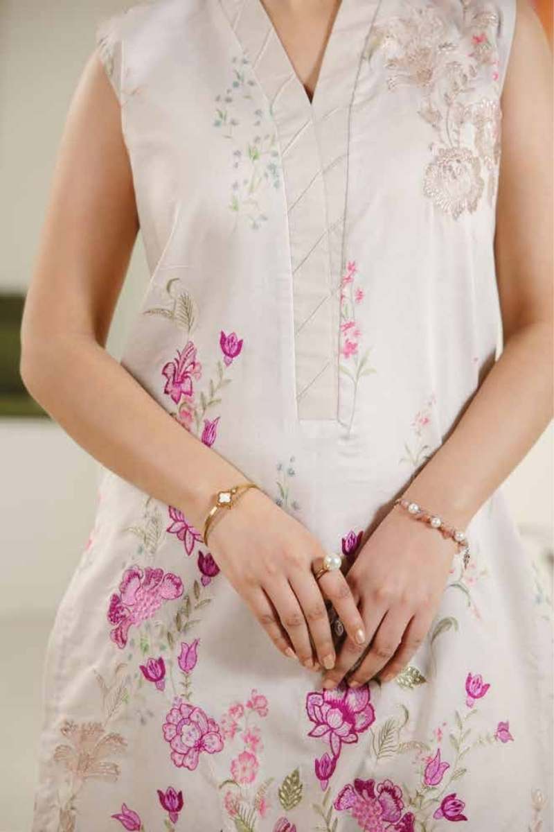 Ayleen | Book Rangkaari collection '26 | Nooreh