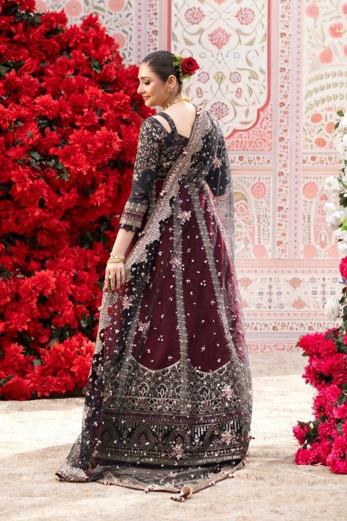 Nureh | Jhoomro Luxury Formals | Emara