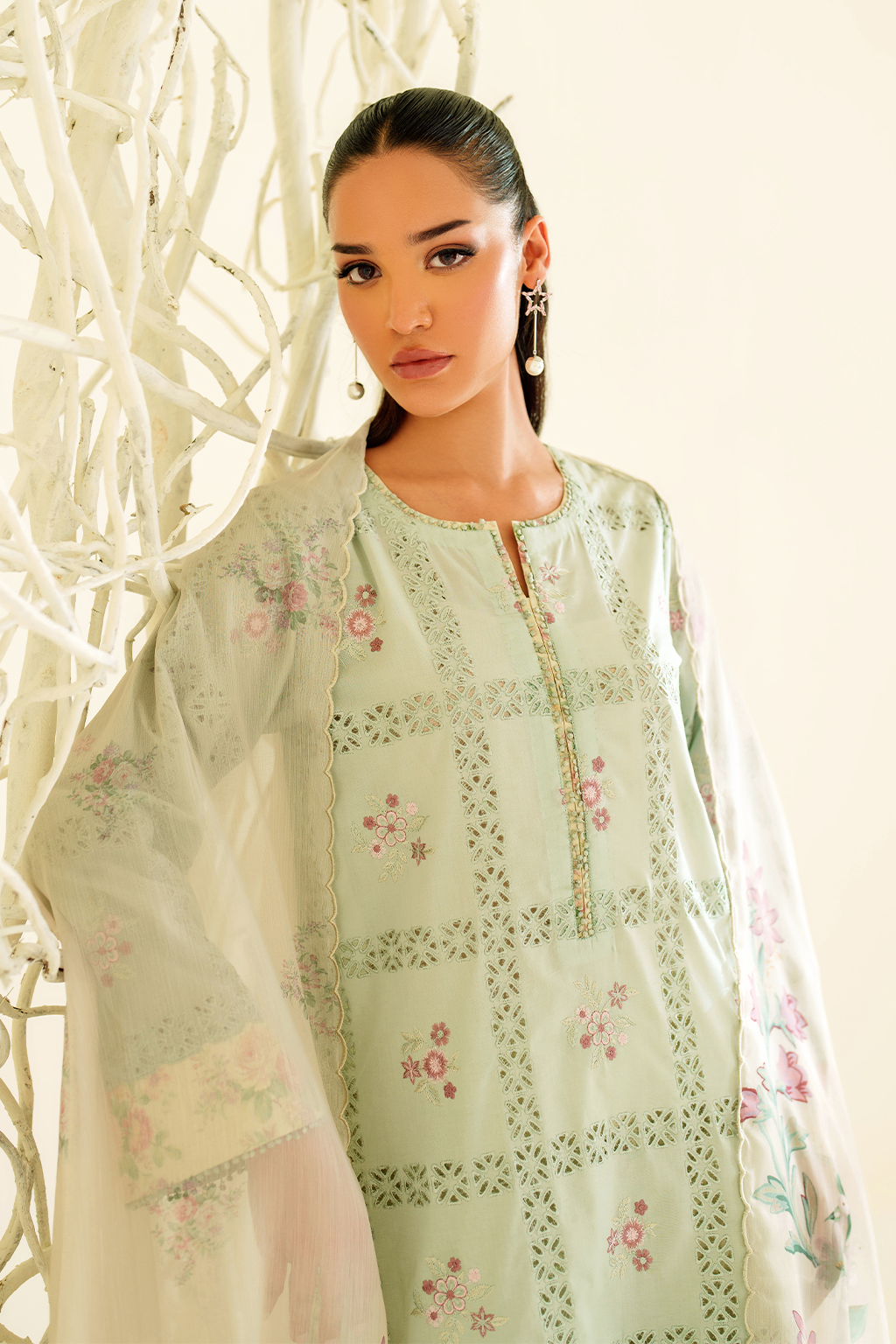 Iznik | Exclusive Printed Lawn | UE-531