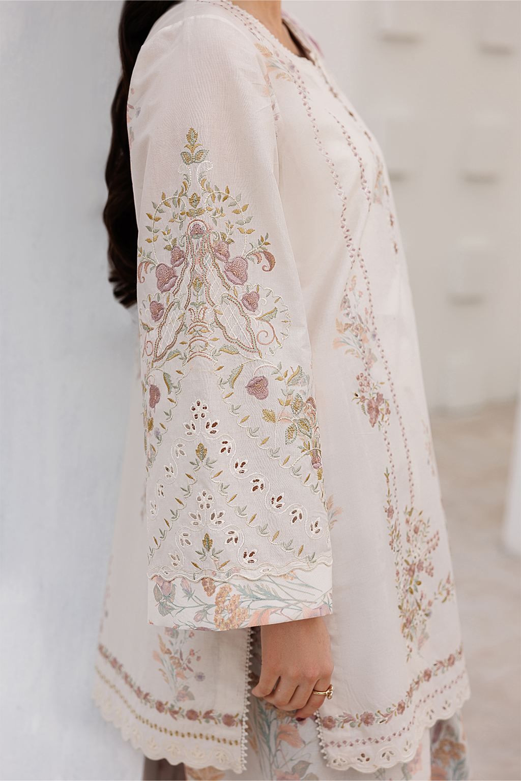 Iznik | Printed Lawn | UE-631
