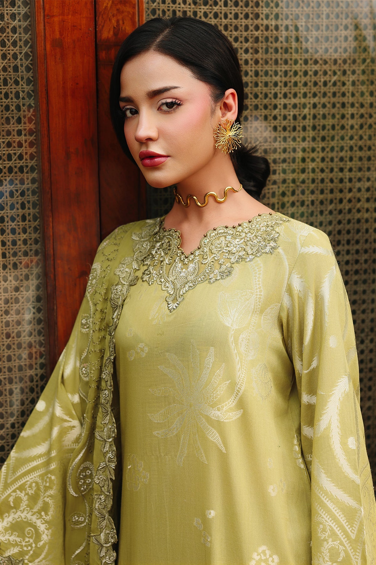 Nureh | Maya Embroidered Jacquared | NJ-107