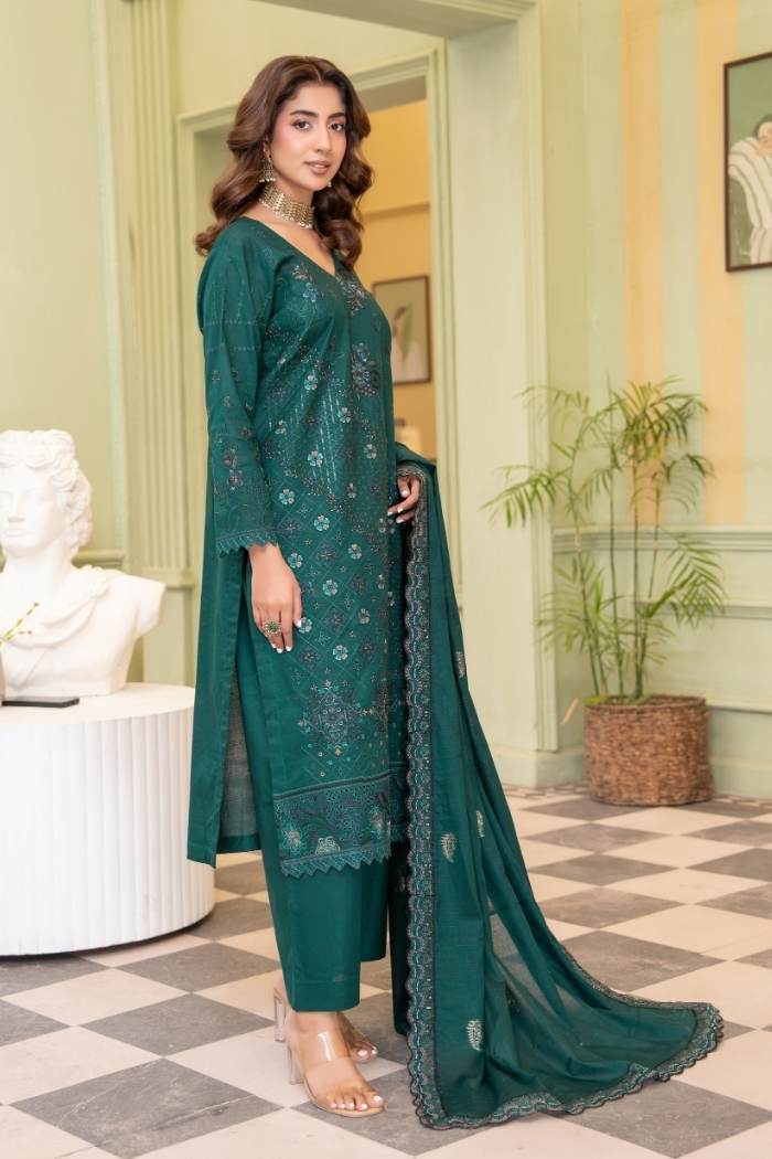 Riaz Arts | Namoos Lawn | RA-N-02