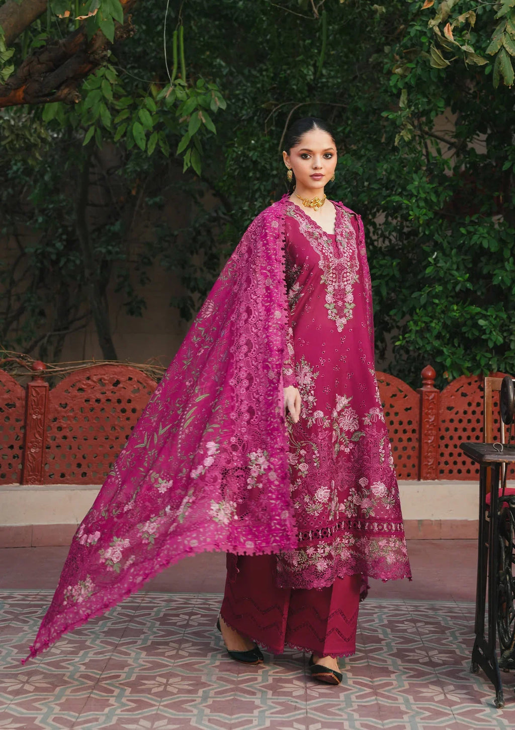 Kahf | Ek Fasana Luxury lawn '26 | Naveli