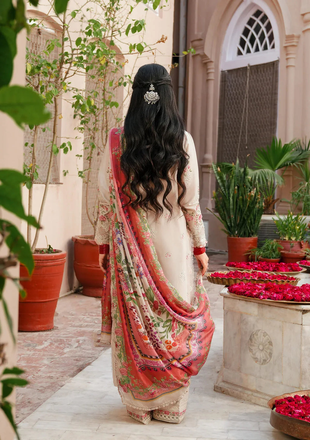 Kahf | Ek Fasana Luxury lawn '26 | Silsla