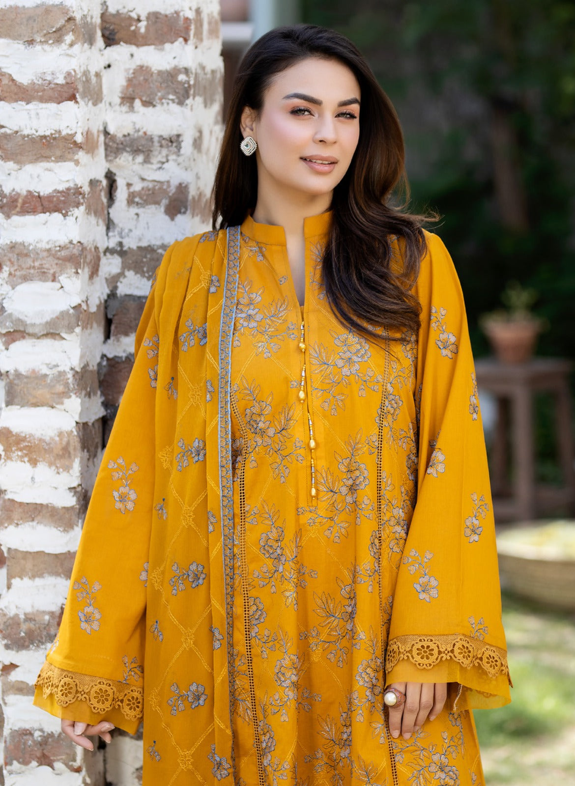 Zainab Fatima | Lawn VoL-2  | NF-1268