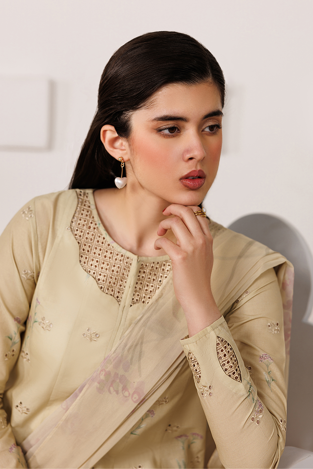 Iznik | Printed Lawn | UE-635