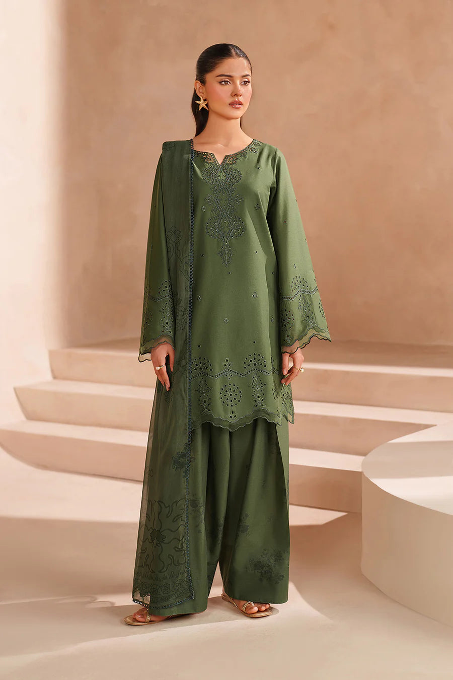Iznik | Online Exclusive Lawn | UE-603