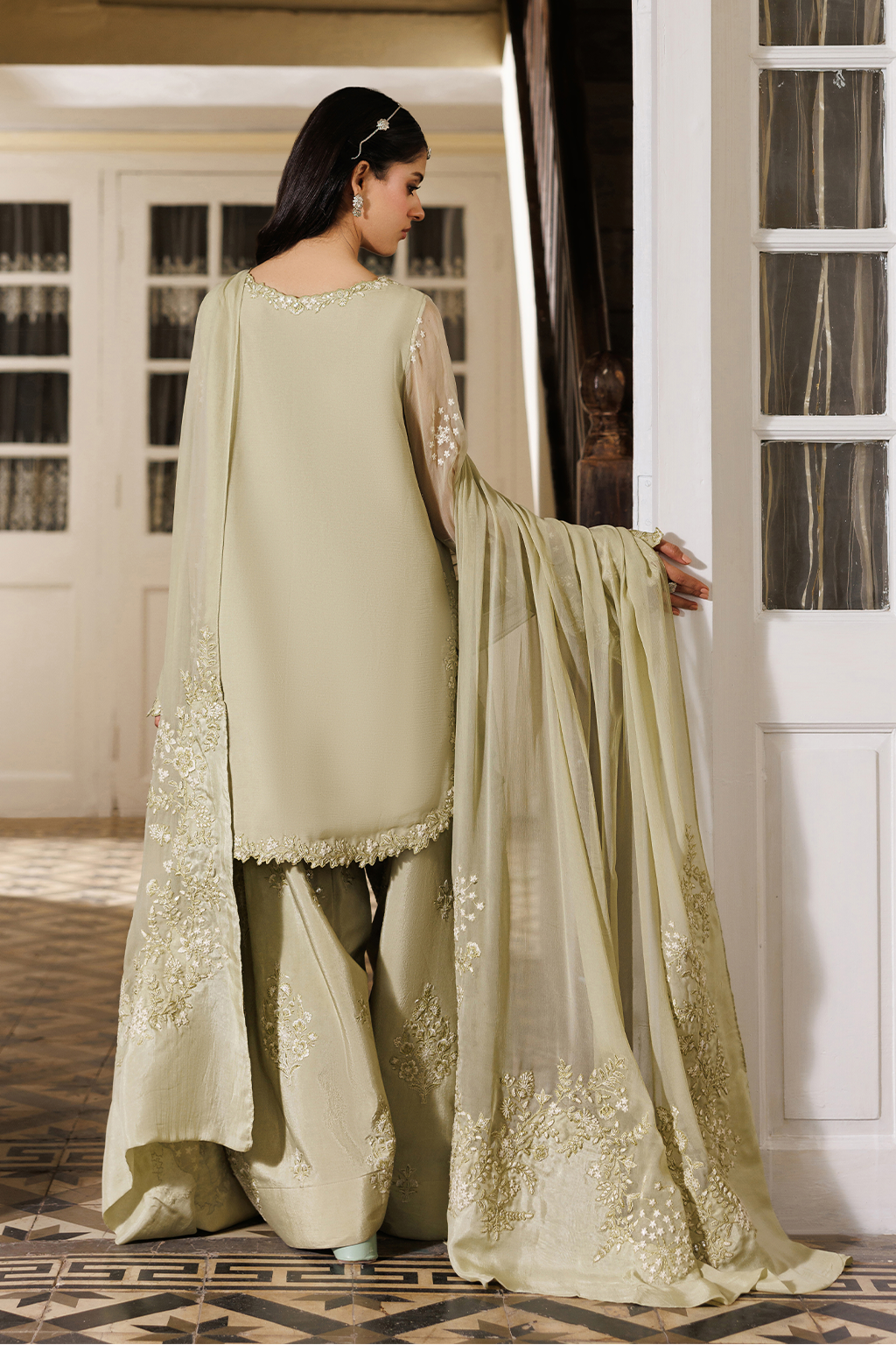 Iznik | Semi Formals -  Embroidered Chiffon | CC-101