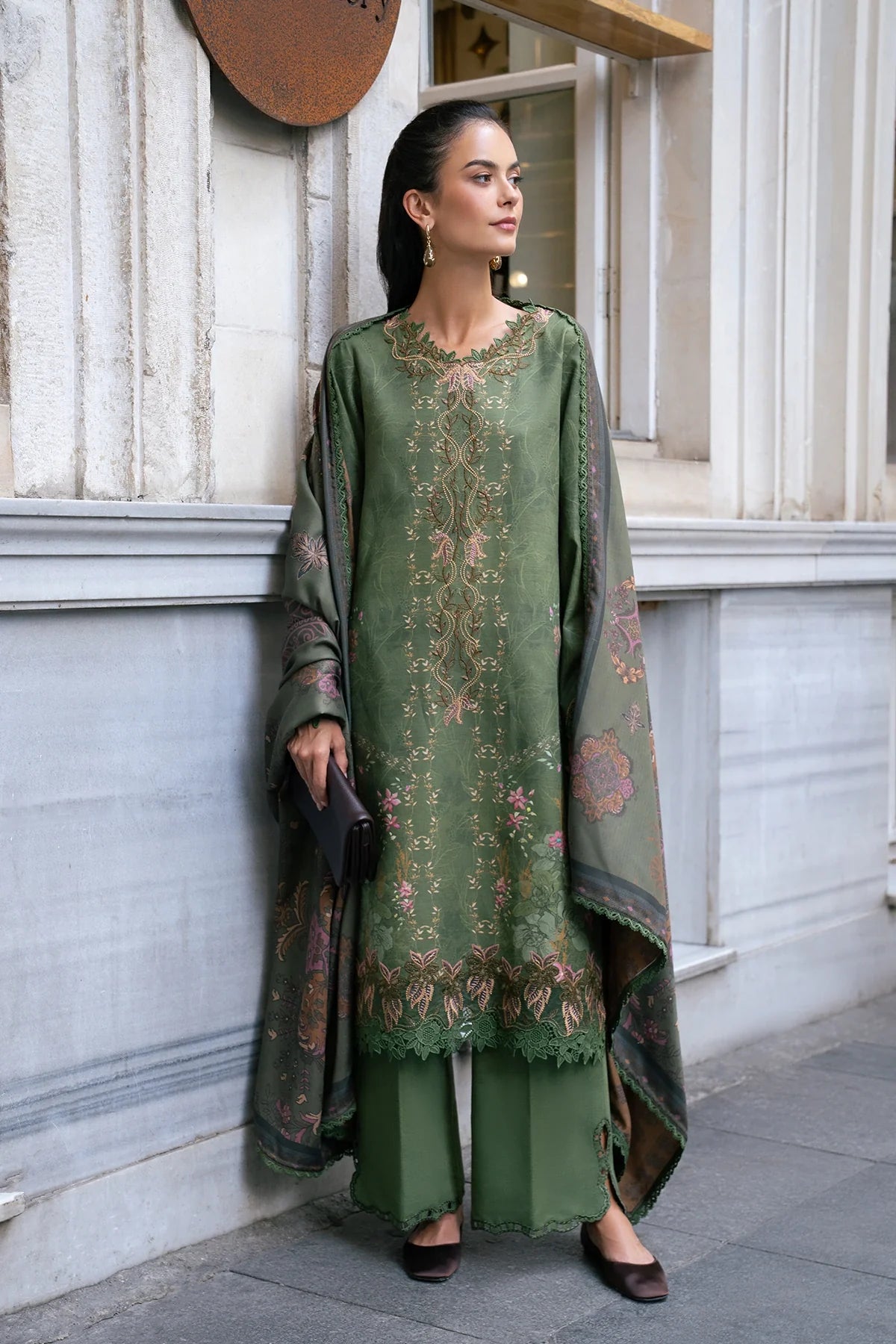 Rang Rasiya | Meet Me in Istanbul Khaddar Winter | Amber