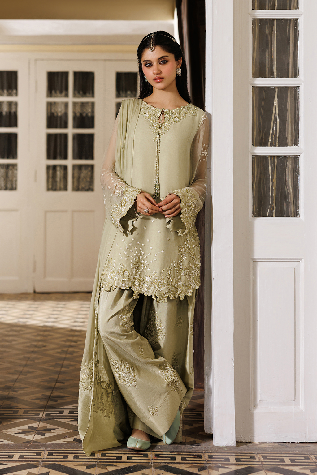 Iznik | Semi Formals -  Embroidered Chiffon | CC-101