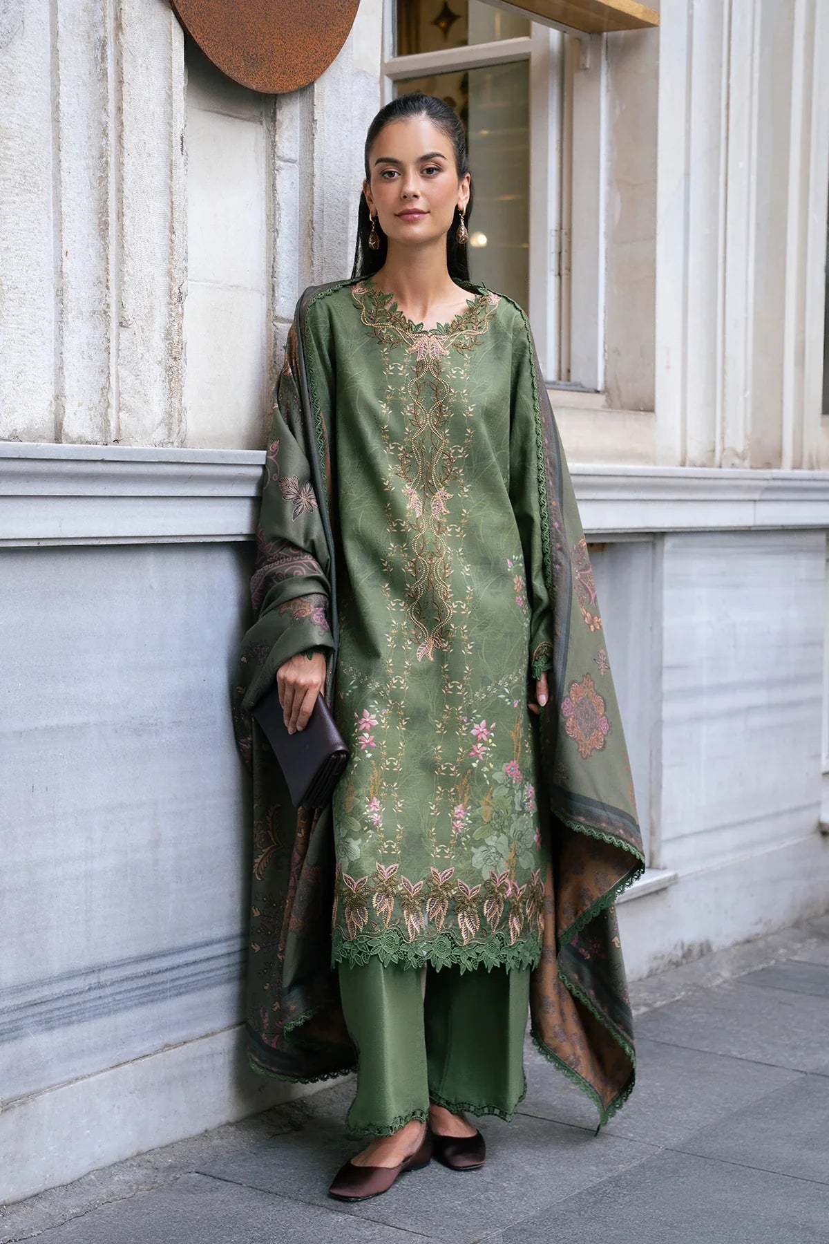 Rang Rasiya | Meet Me in Istanbul Khaddar Winter | Amber