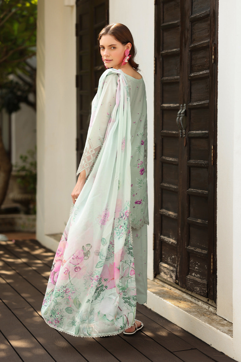 Iznik | Exclusive Printed Lawn | UE-500
