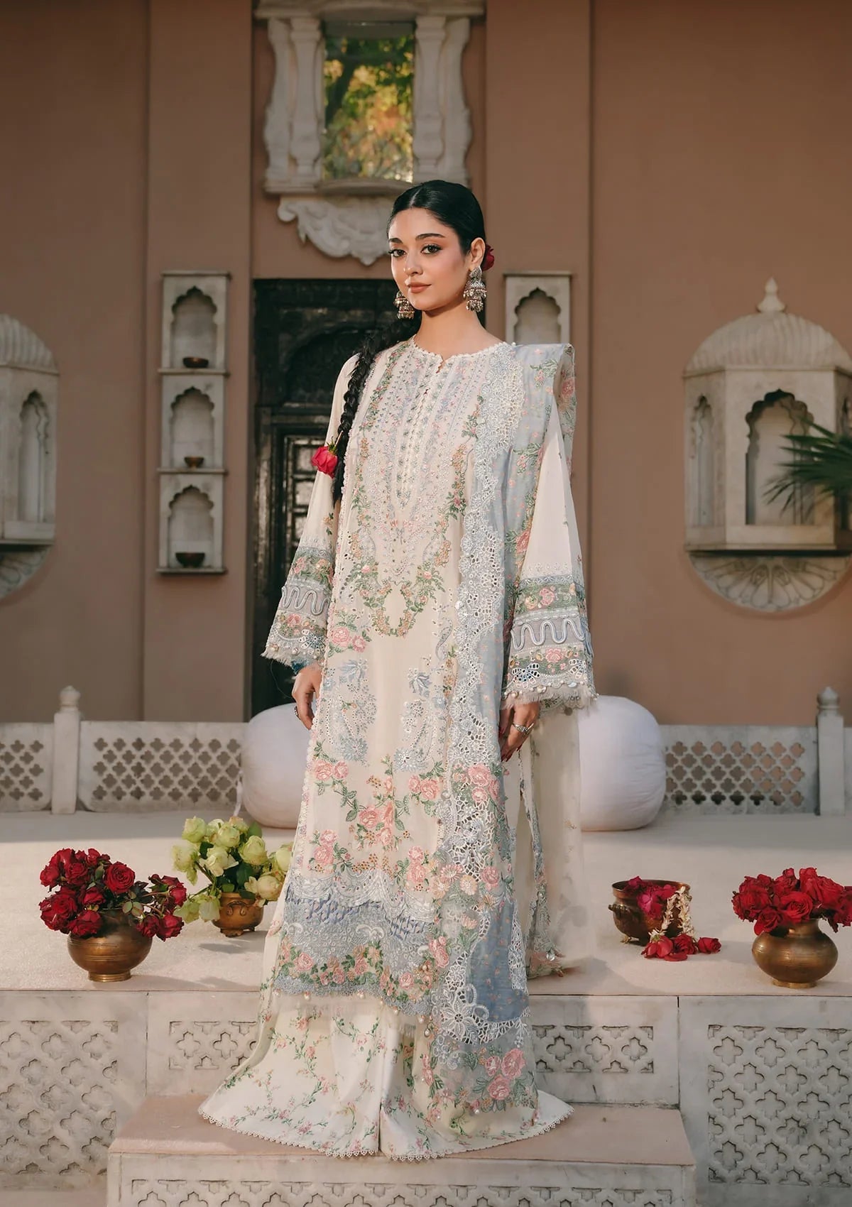 Kahf | Ek Fasana Luxury lawn '26 | Neelofar
