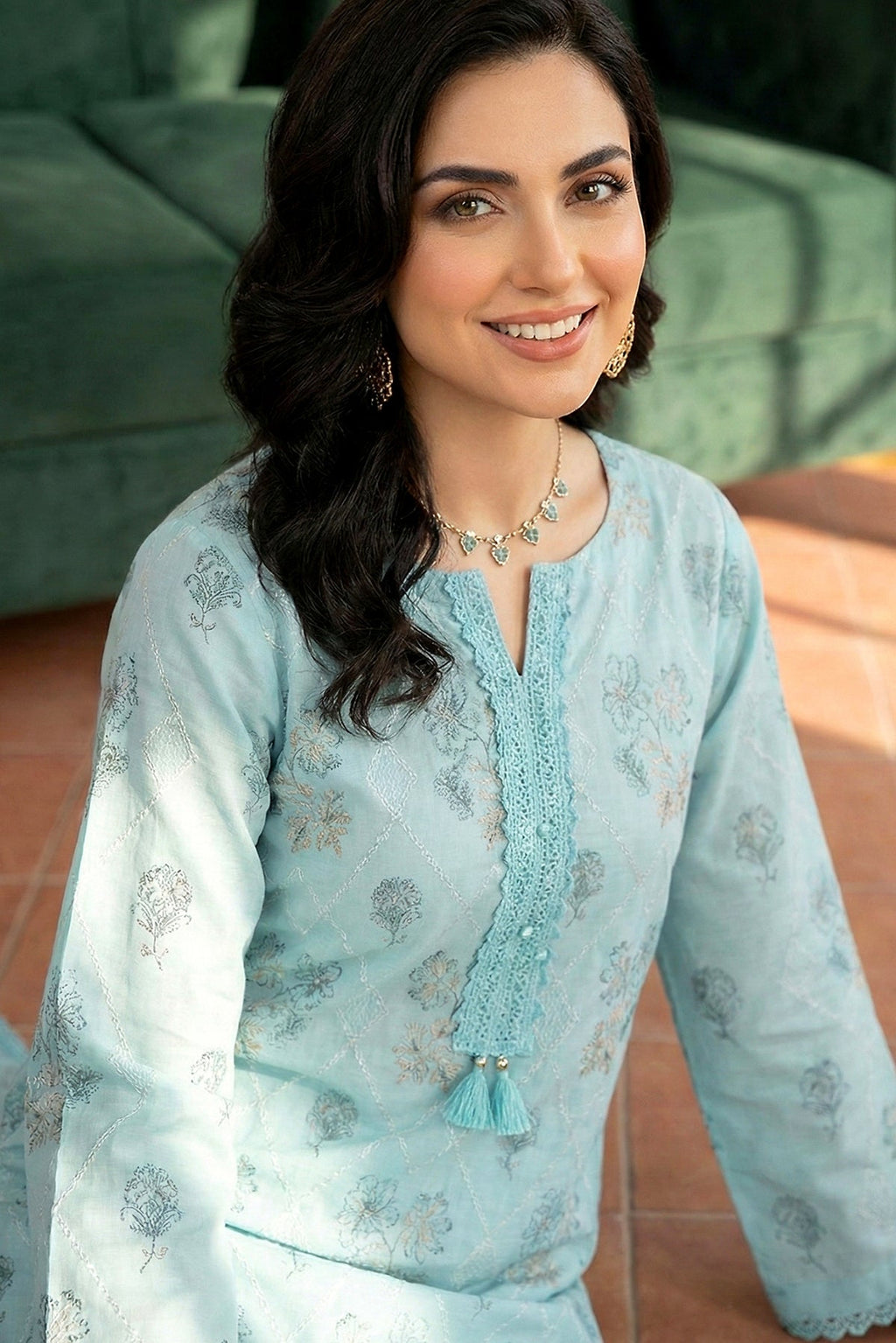 Noor-e-Fajar | Ayra Luxury Lawn | NF-1537