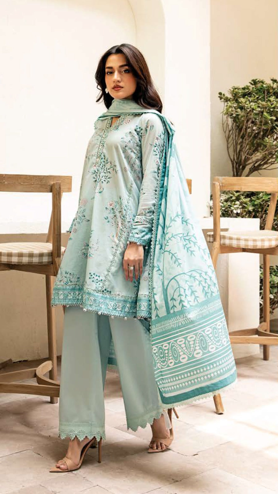 ELAHEH | M.BASICS LAWN | E7