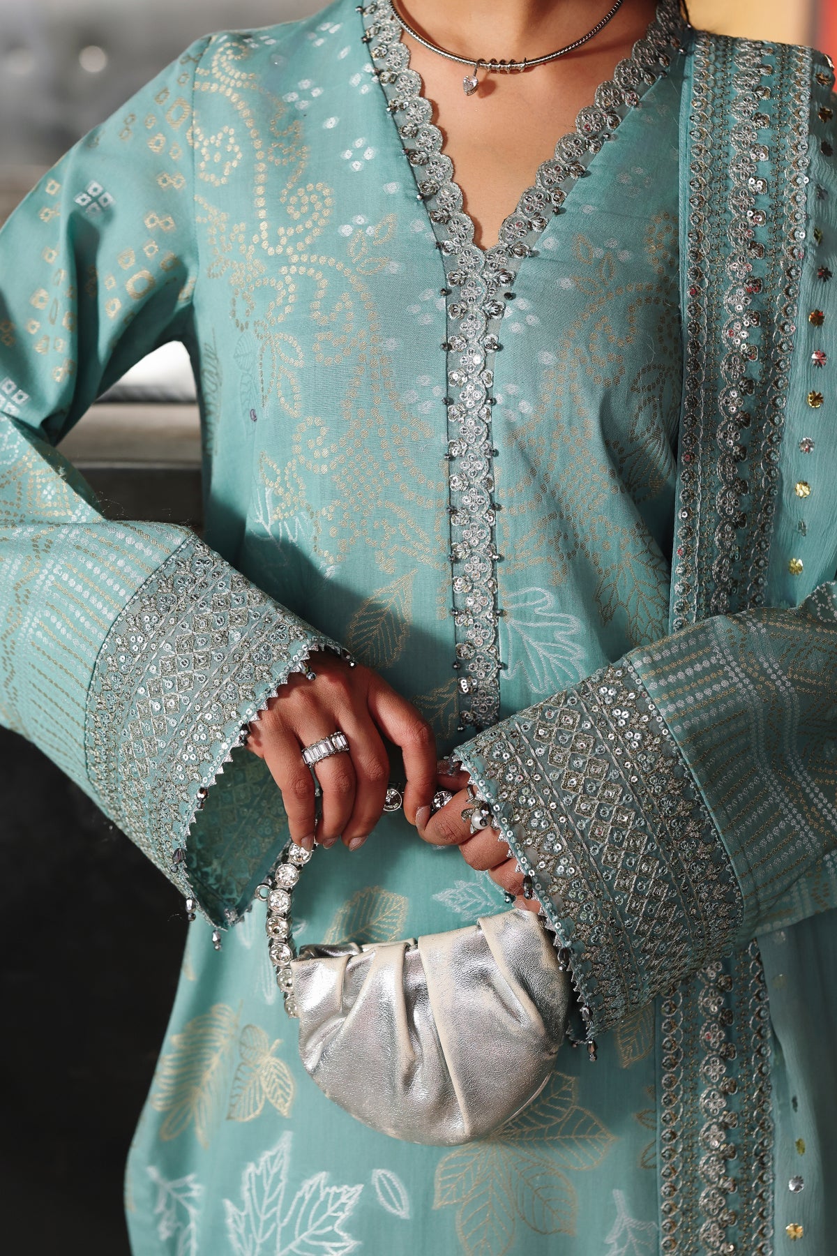 Nureh | Maya Embroidered Jacquared | NJ-108