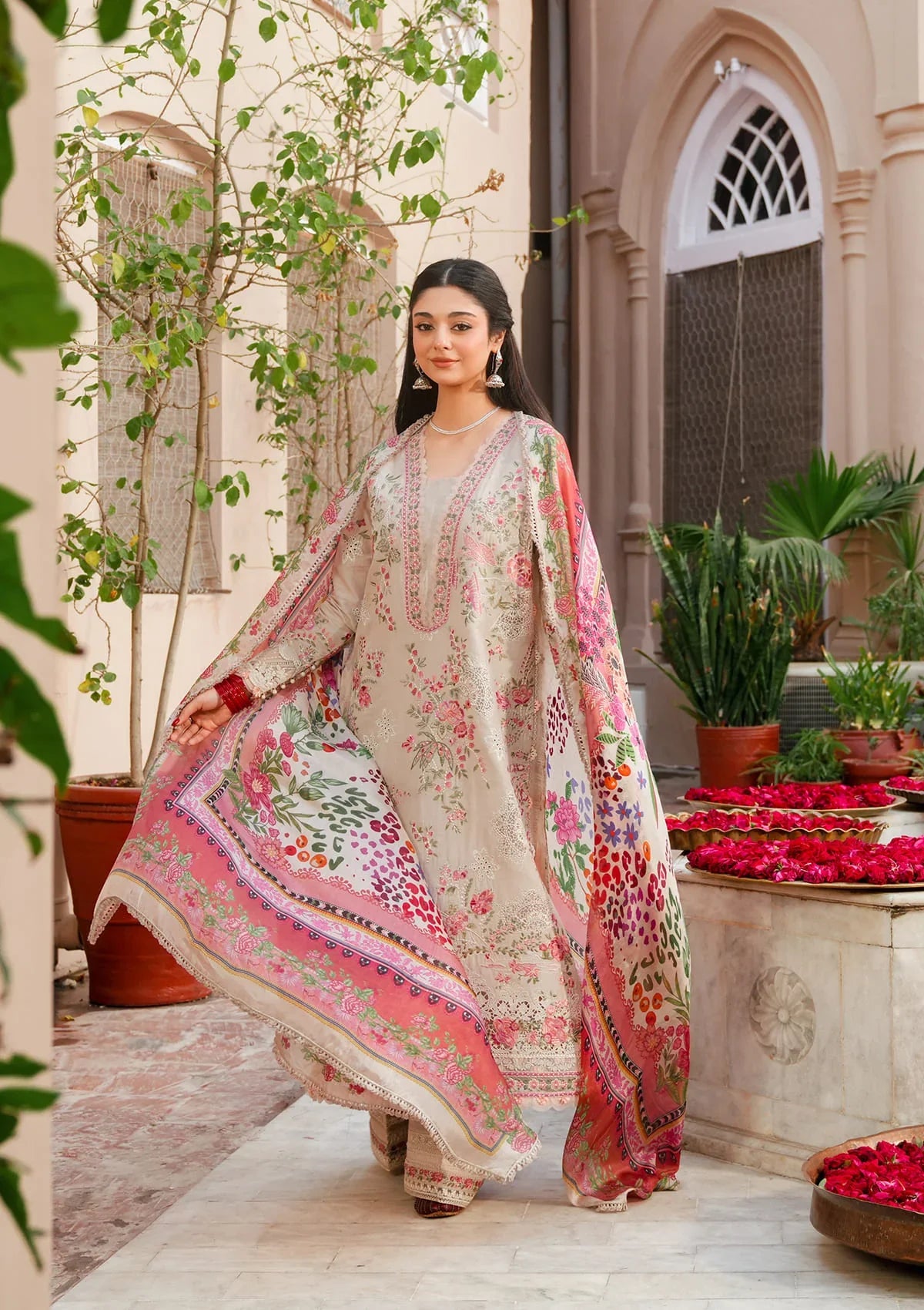 Kahf | Ek Fasana Luxury lawn '26 | Silsla