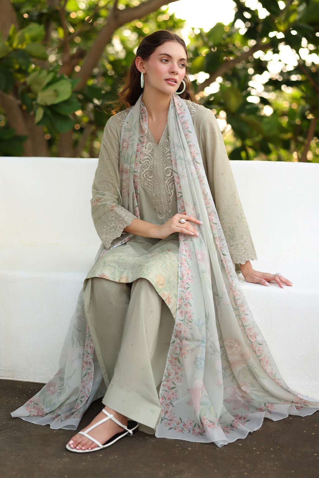 Iznik | Exclusive Printed Lawn | UE-490
