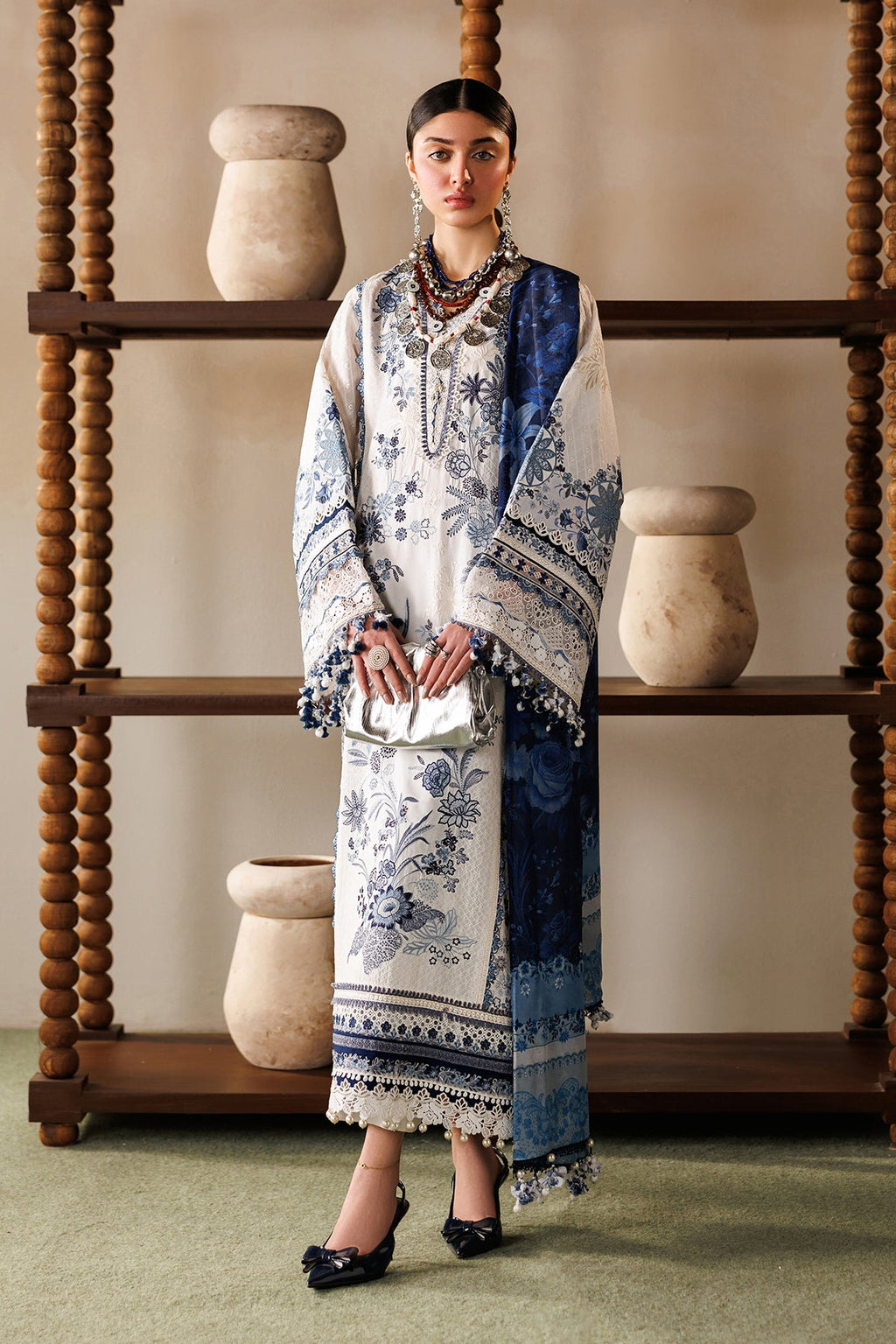 BAROQUE |EMBROIDERED LAWN | EL26-D06