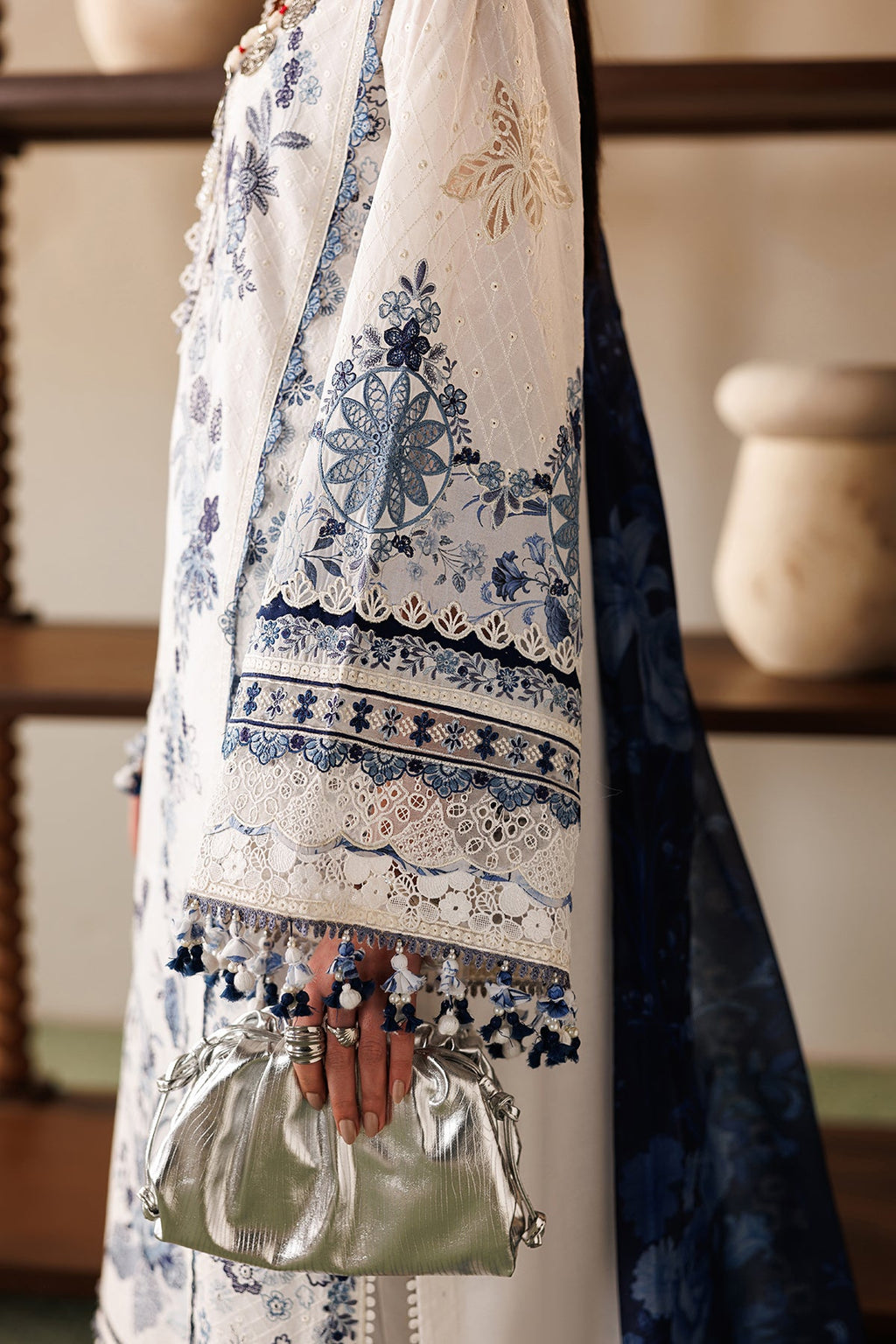 BAROQUE |EMBROIDERED LAWN | EL26-D06