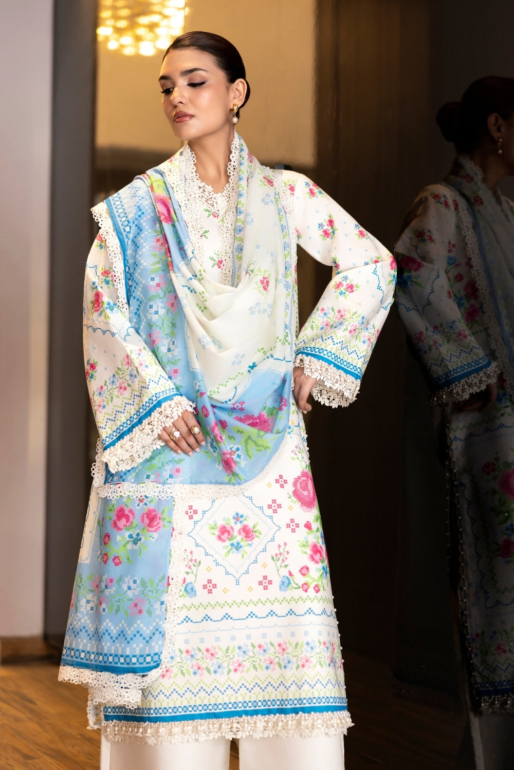 Naqsh | Midnight Meadow Lawn | Alabaster