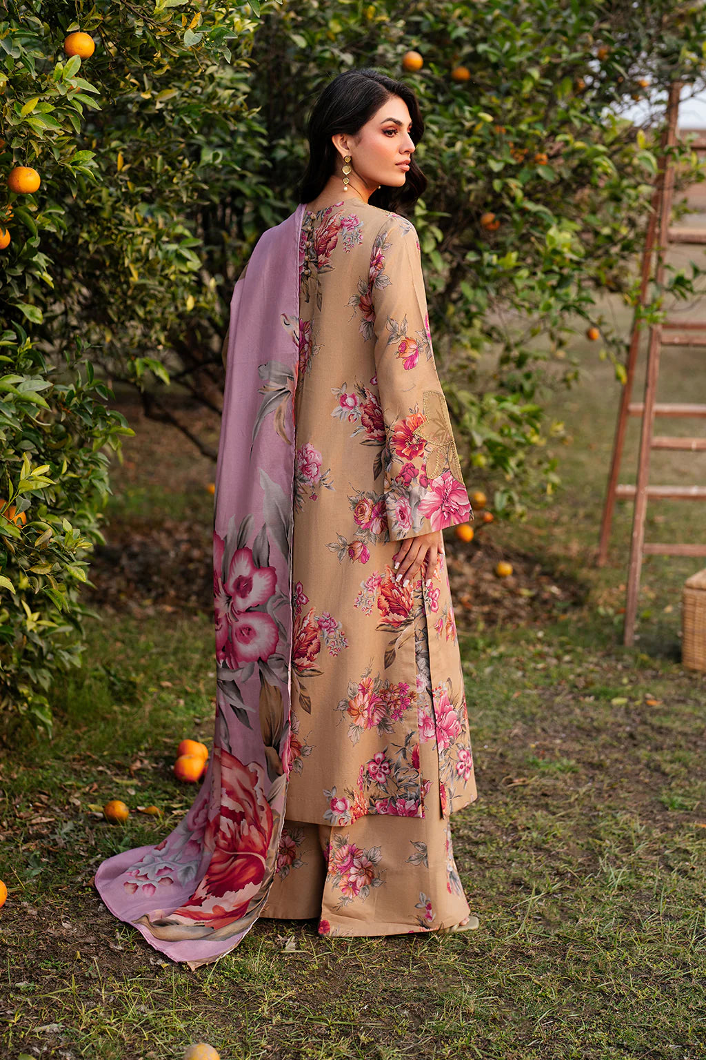 Iznik | Online Exclusive Lawn | UE-384