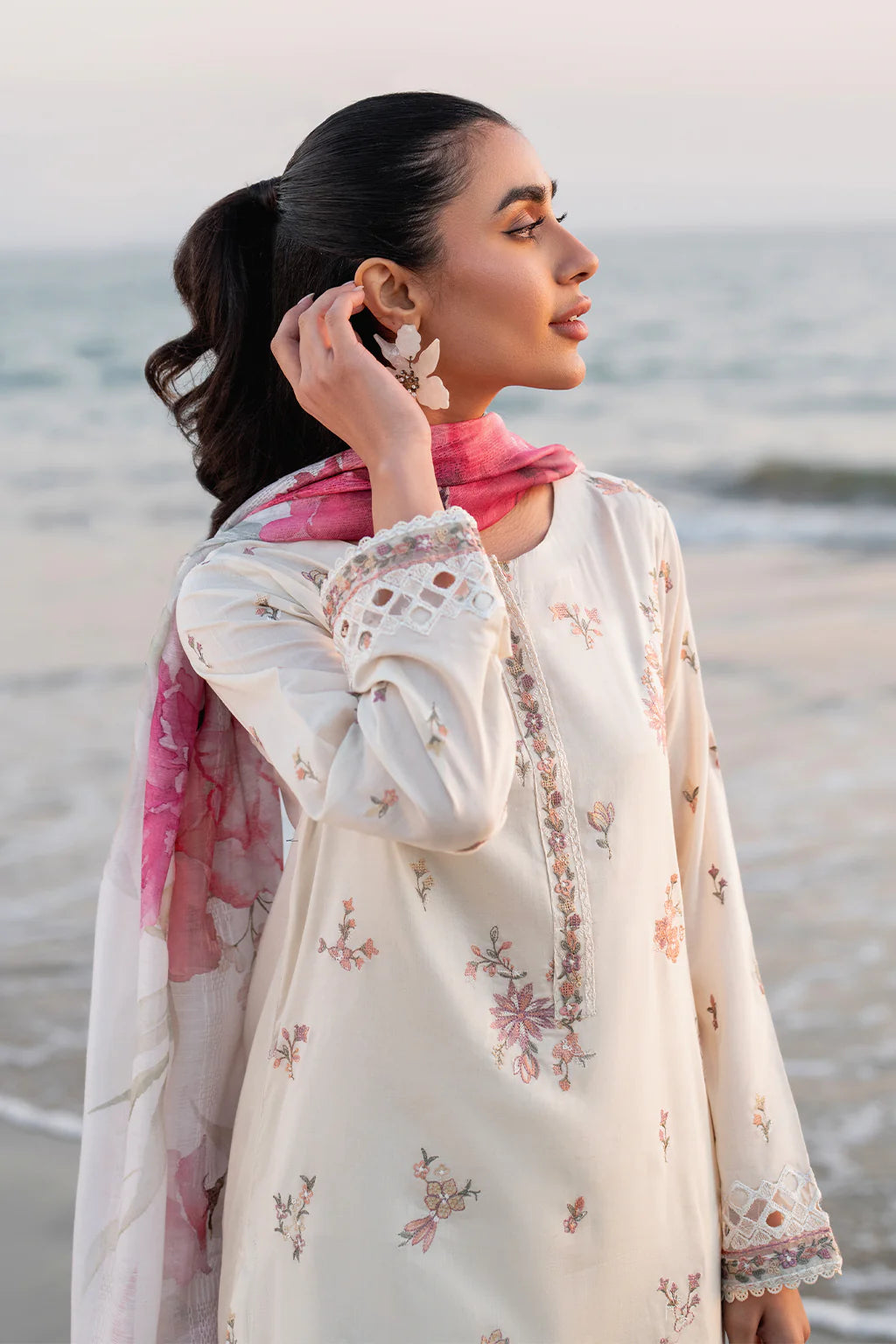 Iznik | Online Exclusive Lawn | UE-378