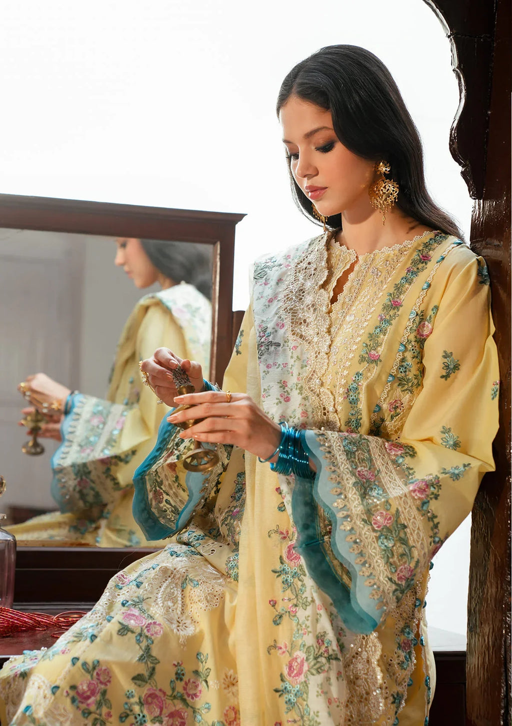 Kahf | Ek Fasana Luxury lawn '26 | Muskaan