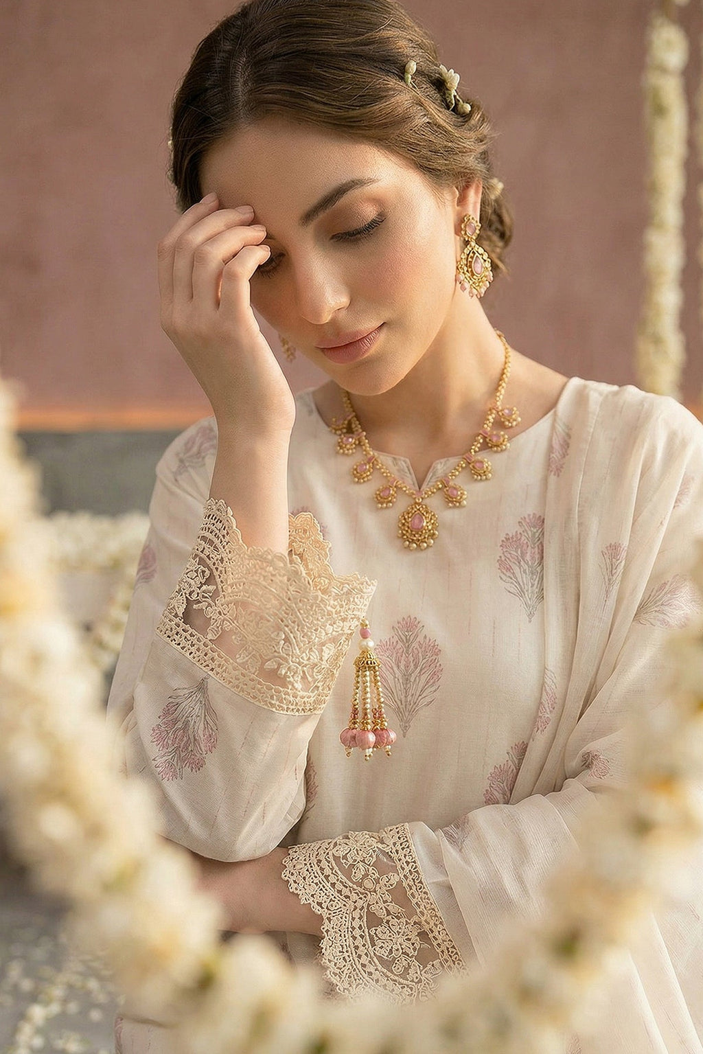 Noor E Fajar | Saira Luxury Lawn | NF-1560