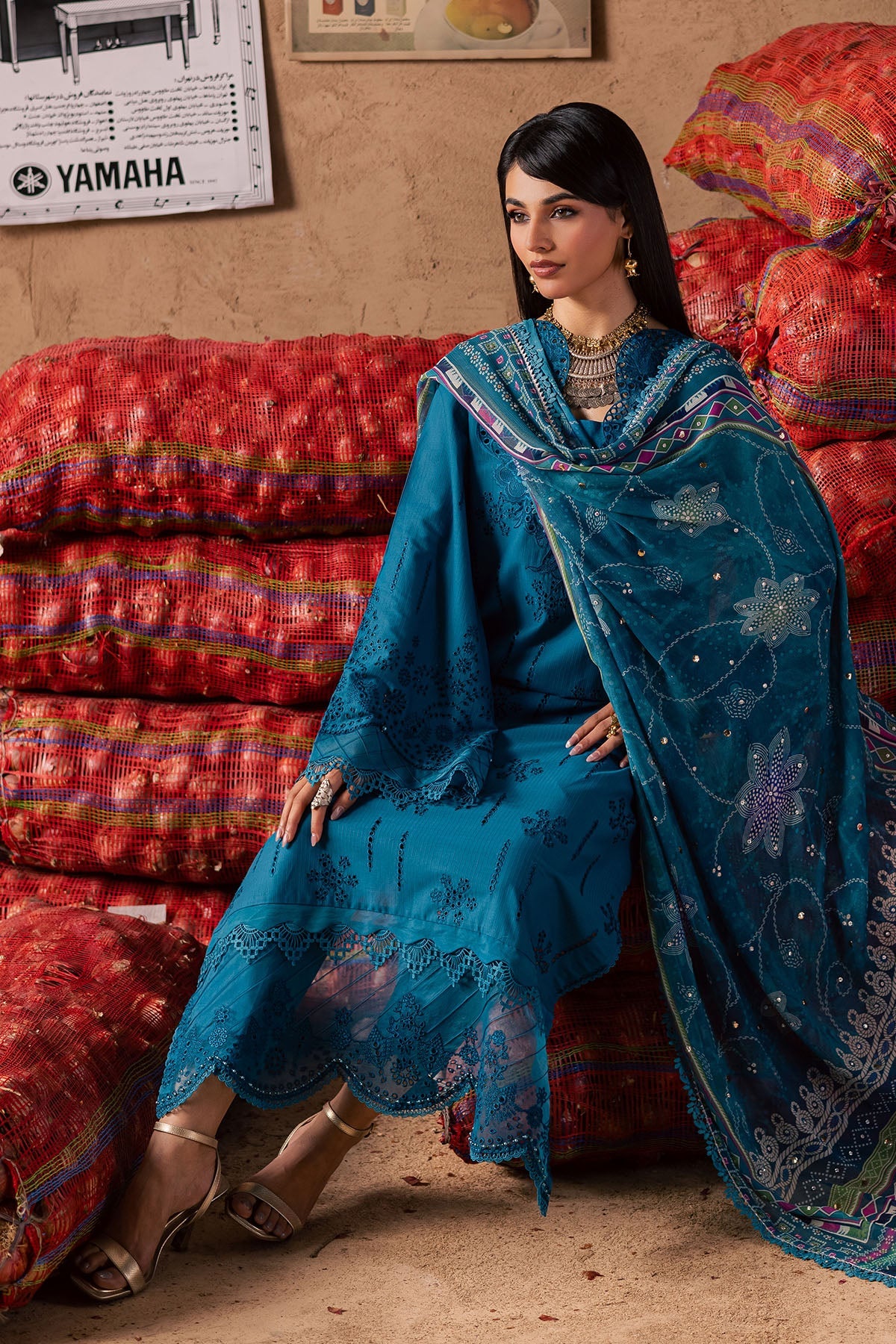 Nureh | Bazaar Embroidered Chikankari Lawn | NE-242