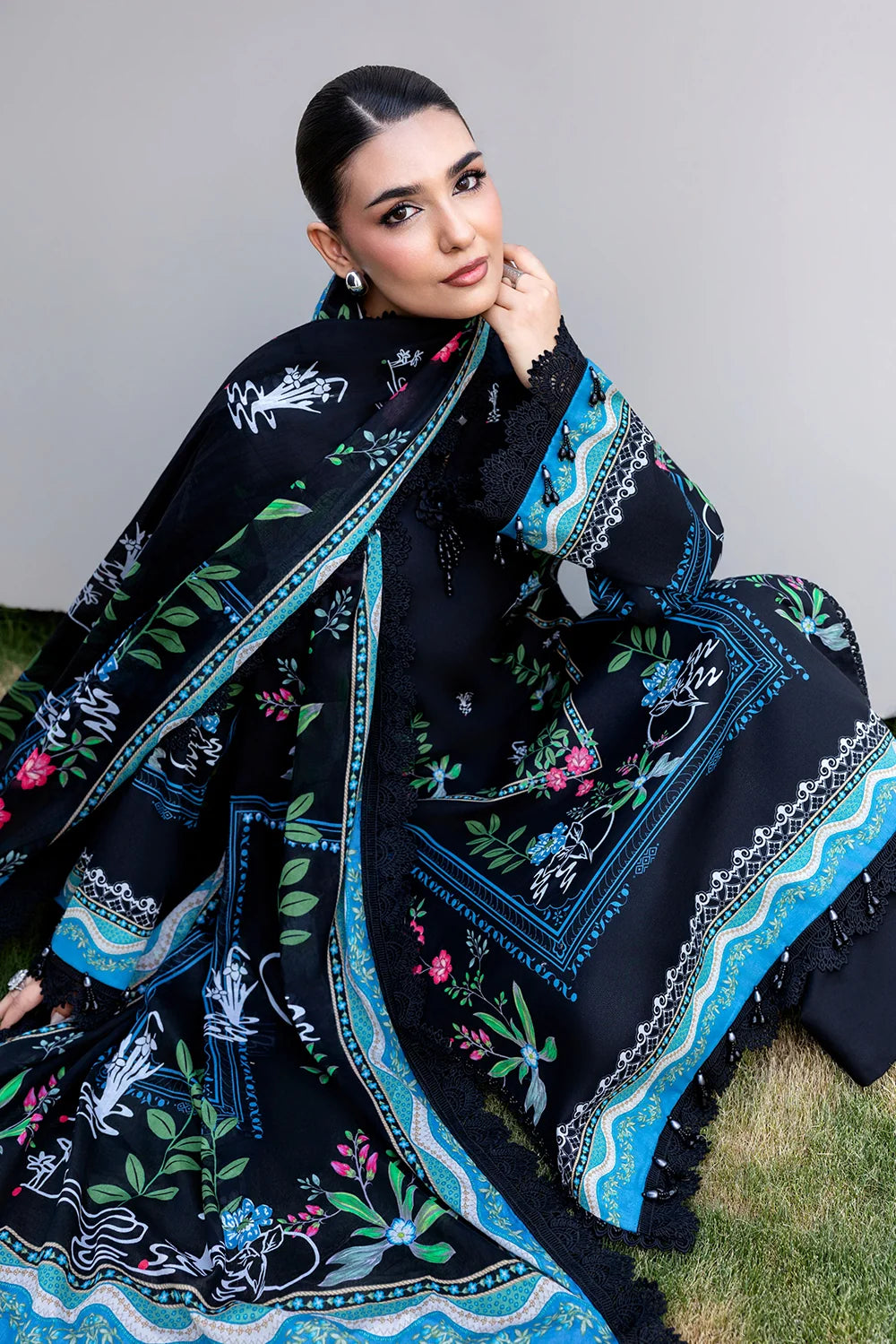 Naqsh | The Breeze Edit Lawn | Moonlit Noir